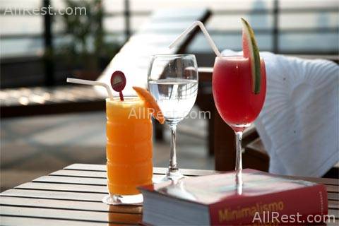 Emporium Suites Hotel 38